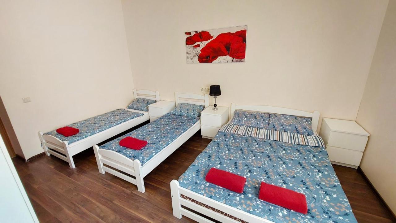 Happy Hotell 3*